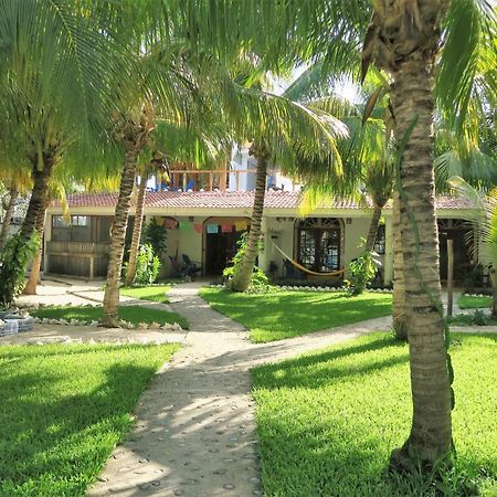 El Milagro Beach Hotel And Marina Isla Mujeres Εξωτερικό φωτογραφία